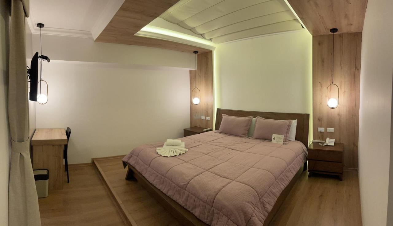 Hotel Shalom Riobamba Zewnętrze zdjęcie