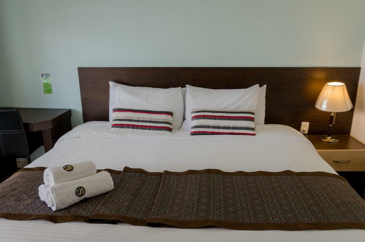 Hotel Shalom Riobamba Zewnętrze zdjęcie